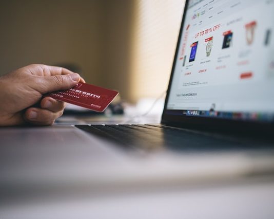 Key Trends To Keep in Mind When Starting an E-Commerce Business in 2021